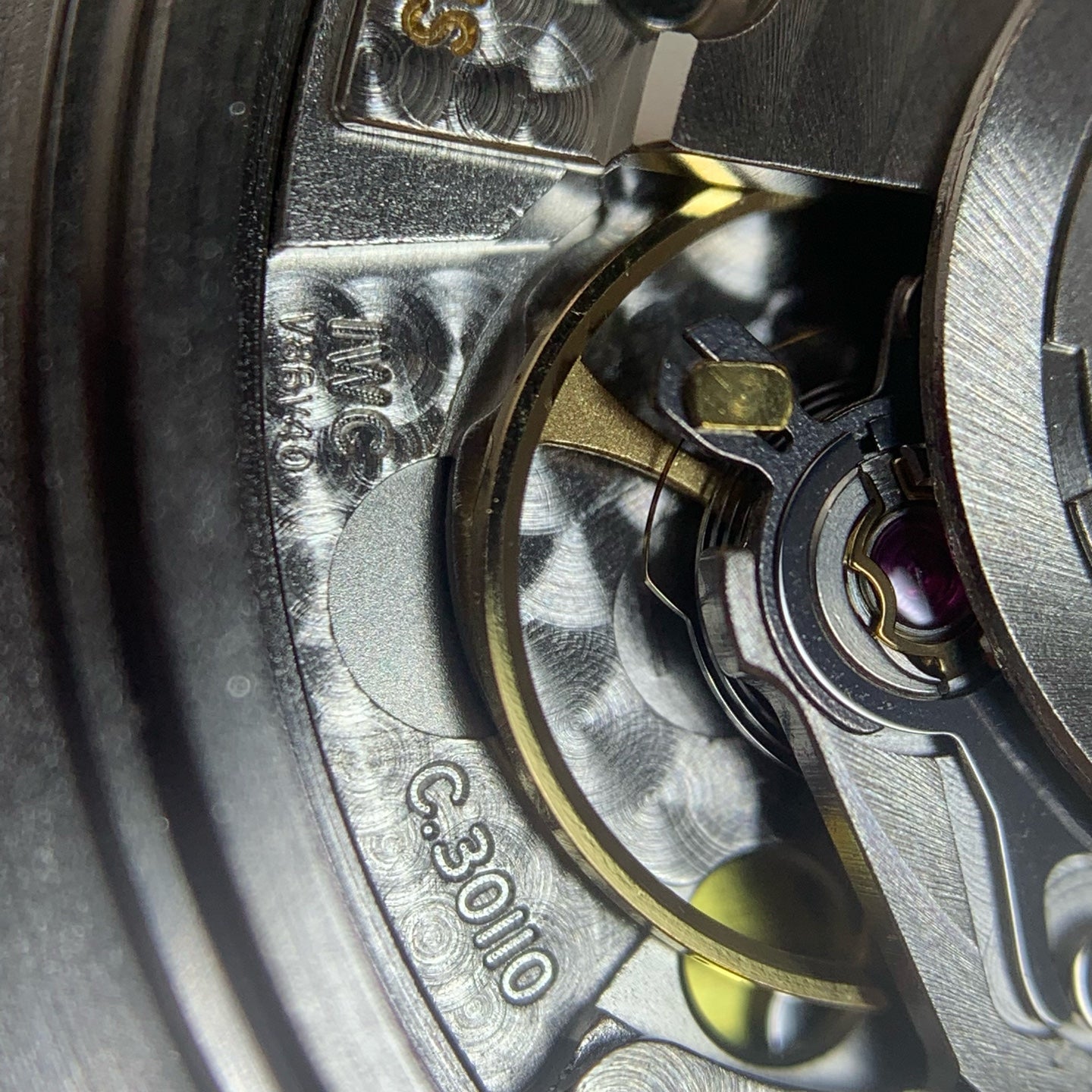 IWC Pilot 40 millimeters IW327002