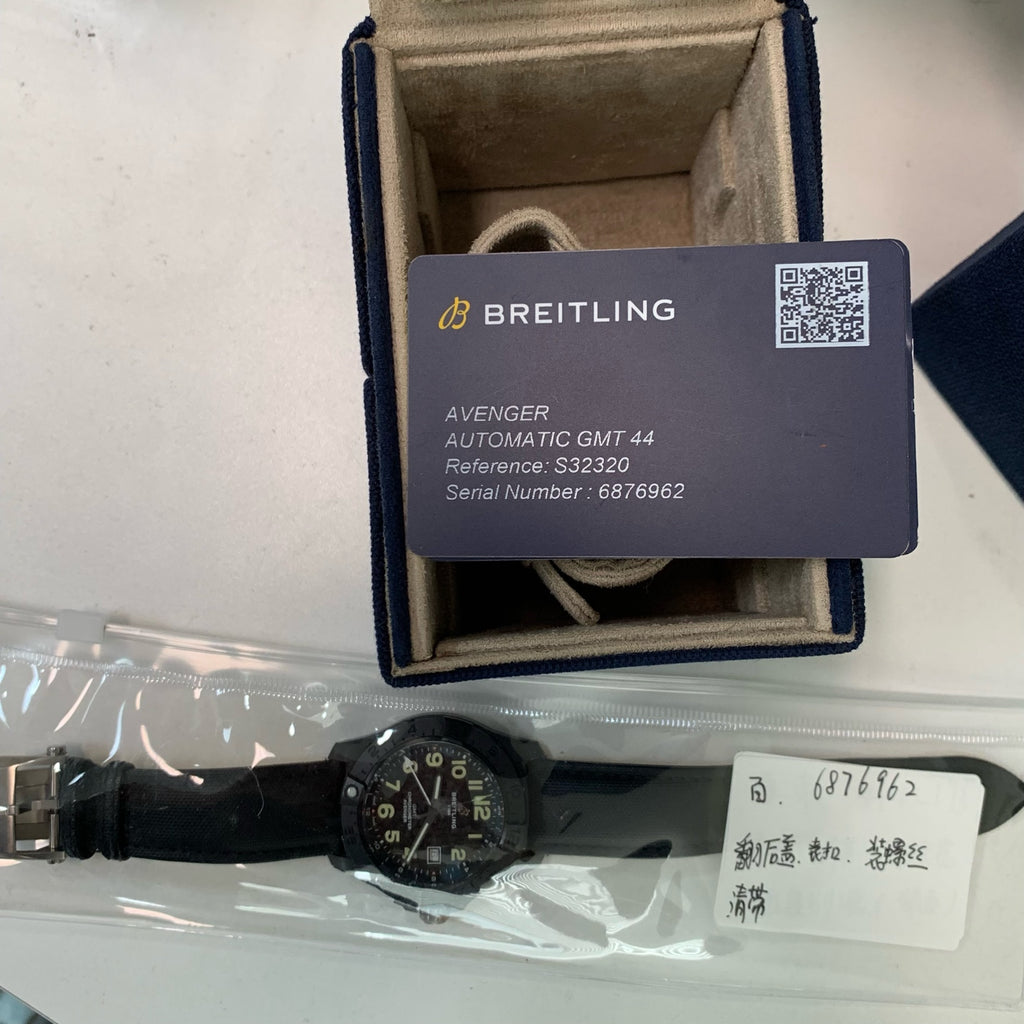 Breitling AvengerAutomaticGMT44NightMission 44 millimeters S32320101B1X1
