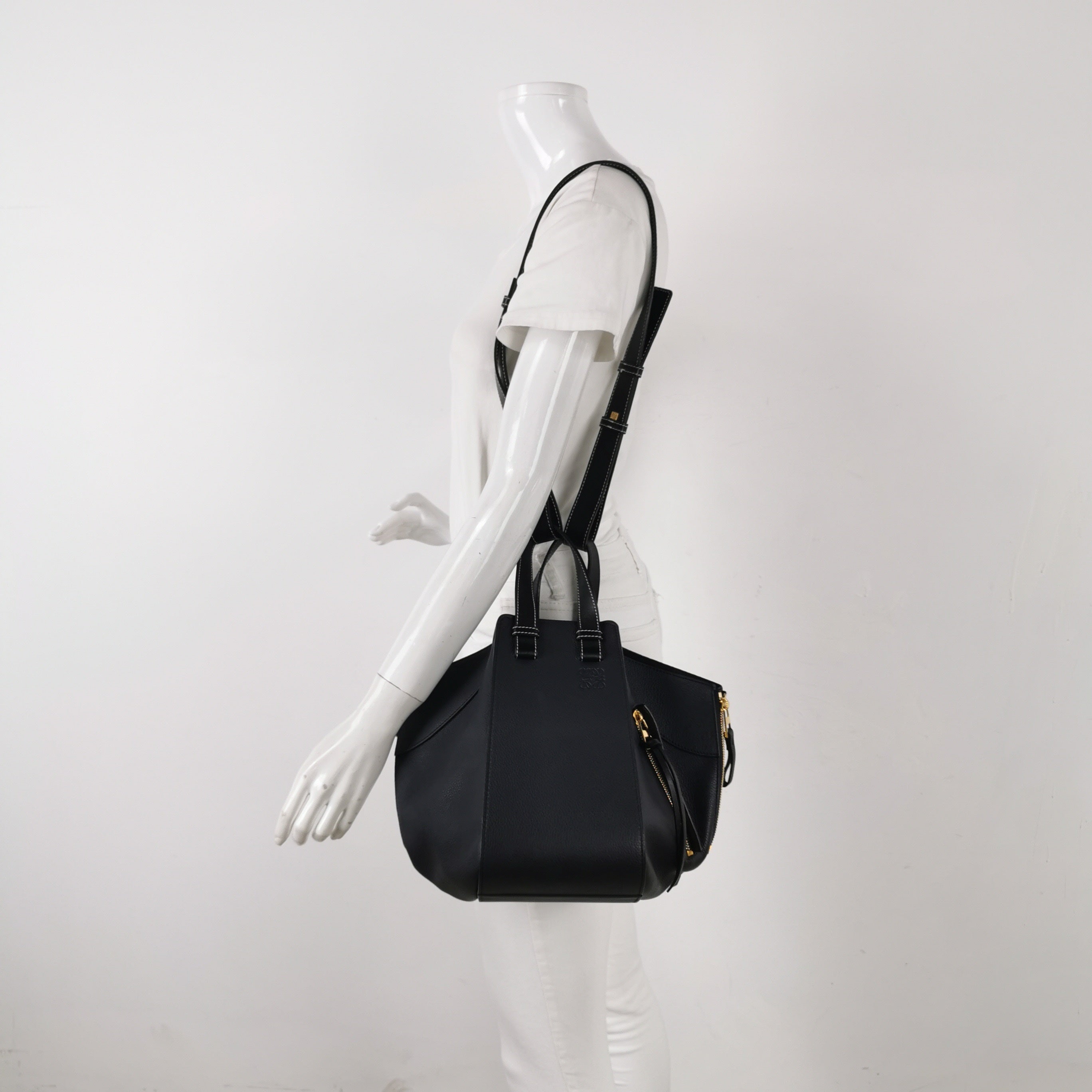Loewe Shoulder Bag 38712KBT38-5605