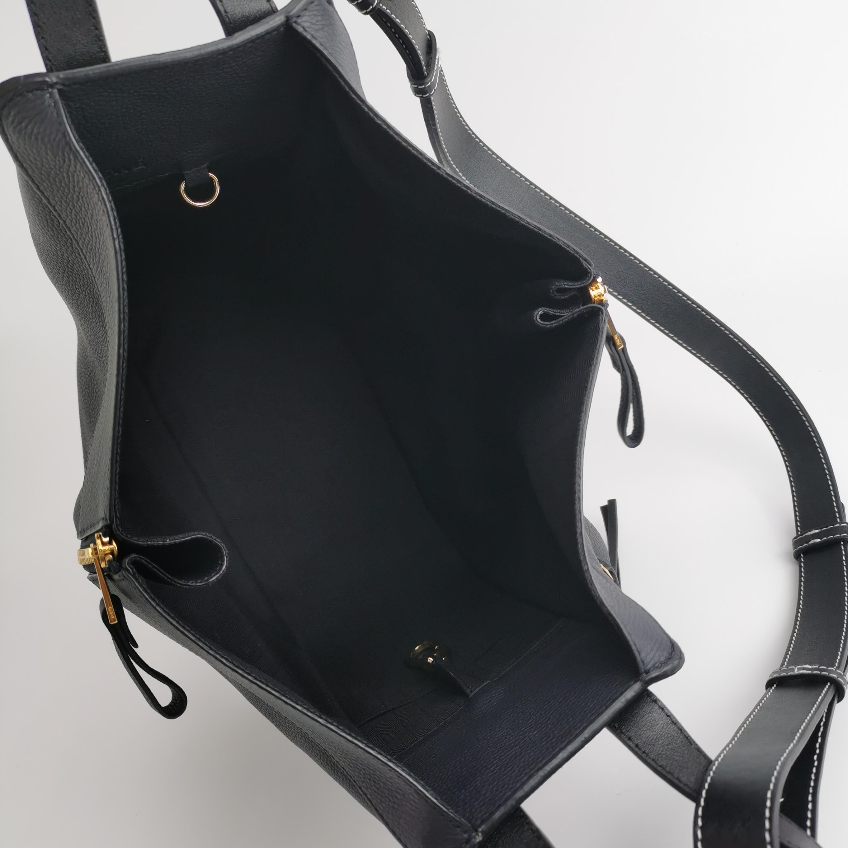 Loewe Shoulder Bag 38712KBT38-5605
