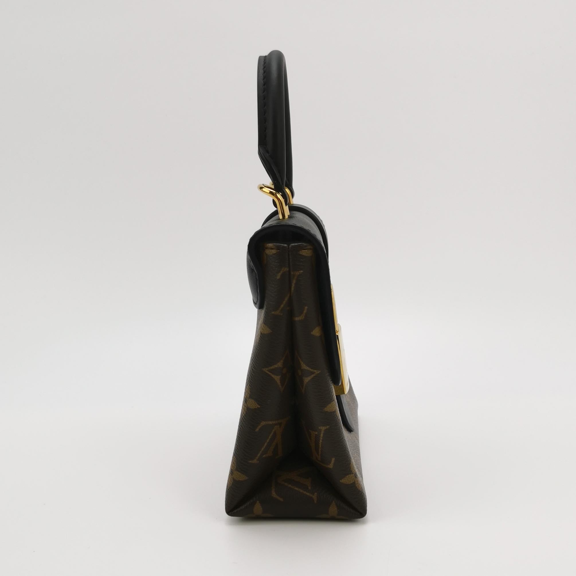 Louis Vuitton Crossbody M44141