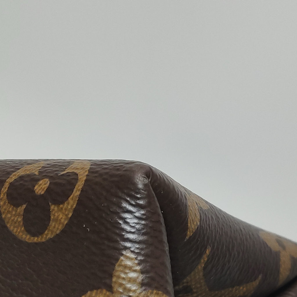 Louis Vuitton Crossbody M44141