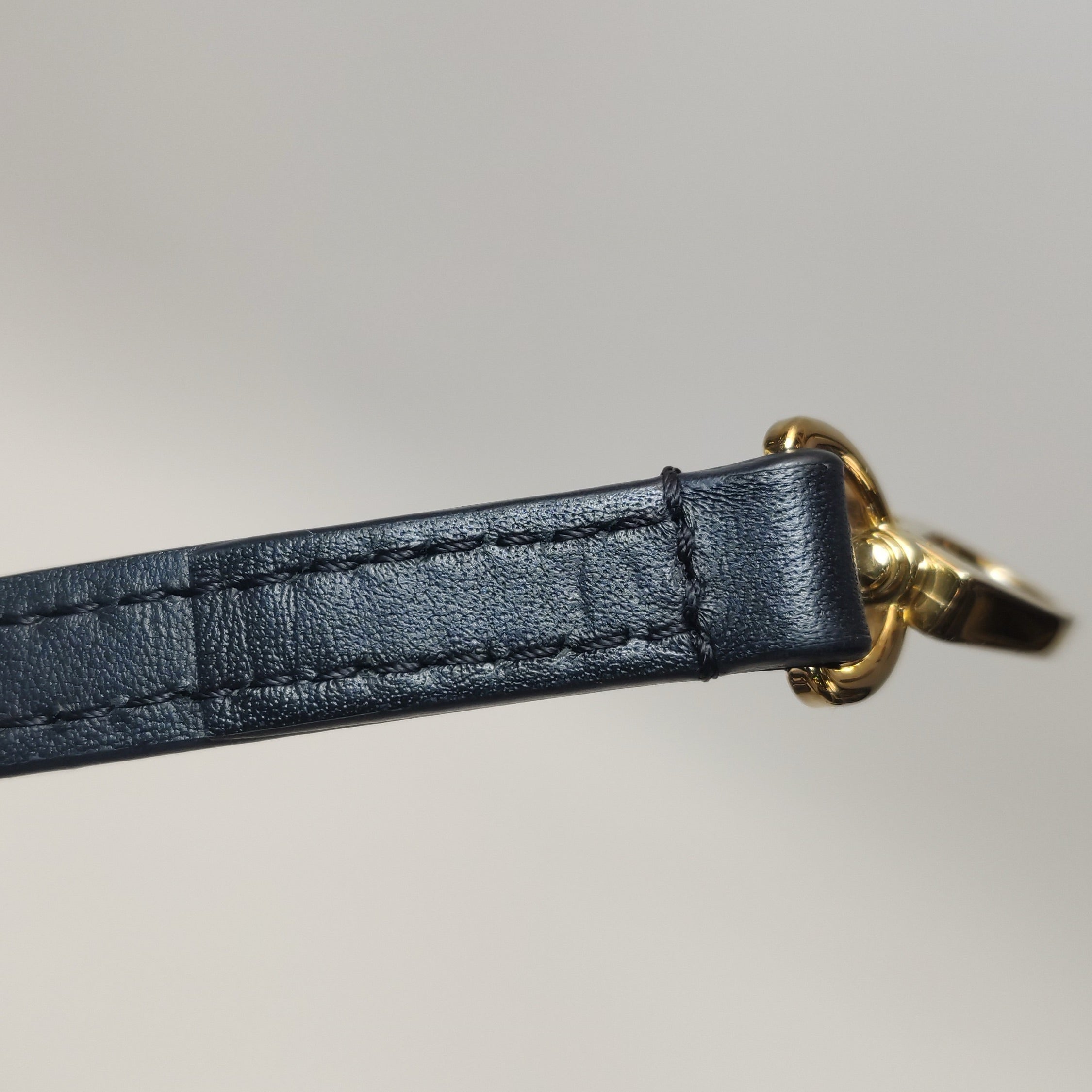 Louis Vuitton Crossbody M44141