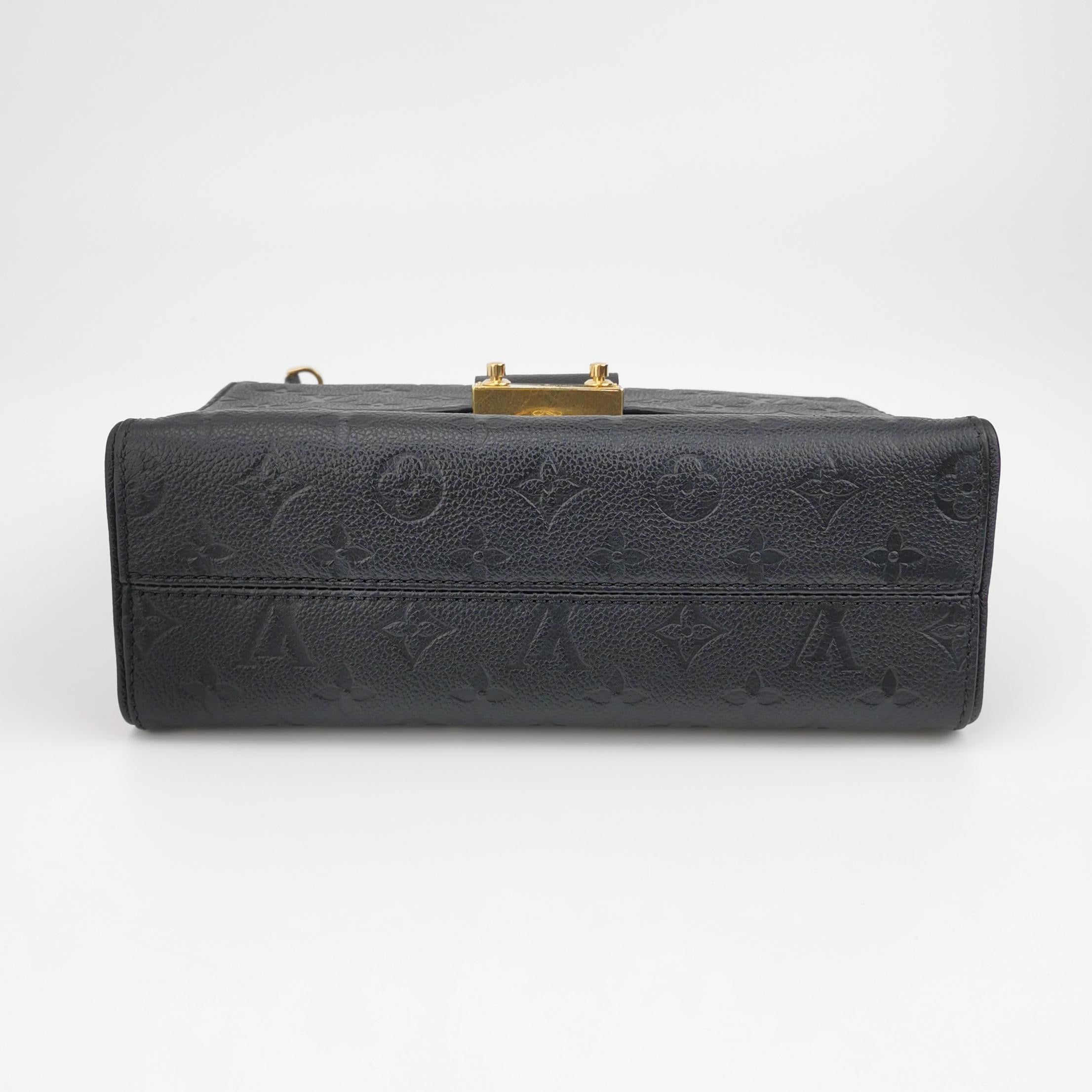 Louis Vuitton Shoulder Bag M43392
