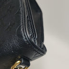 Louis Vuitton Shoulder Bag M43392