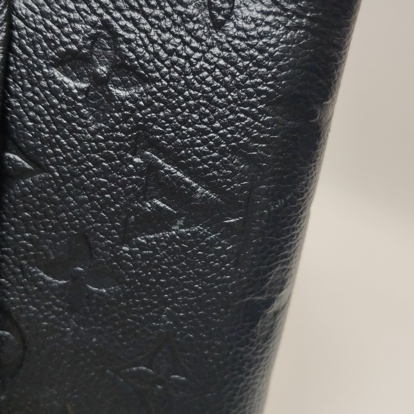 Louis Vuitton Shoulder Bag M43392