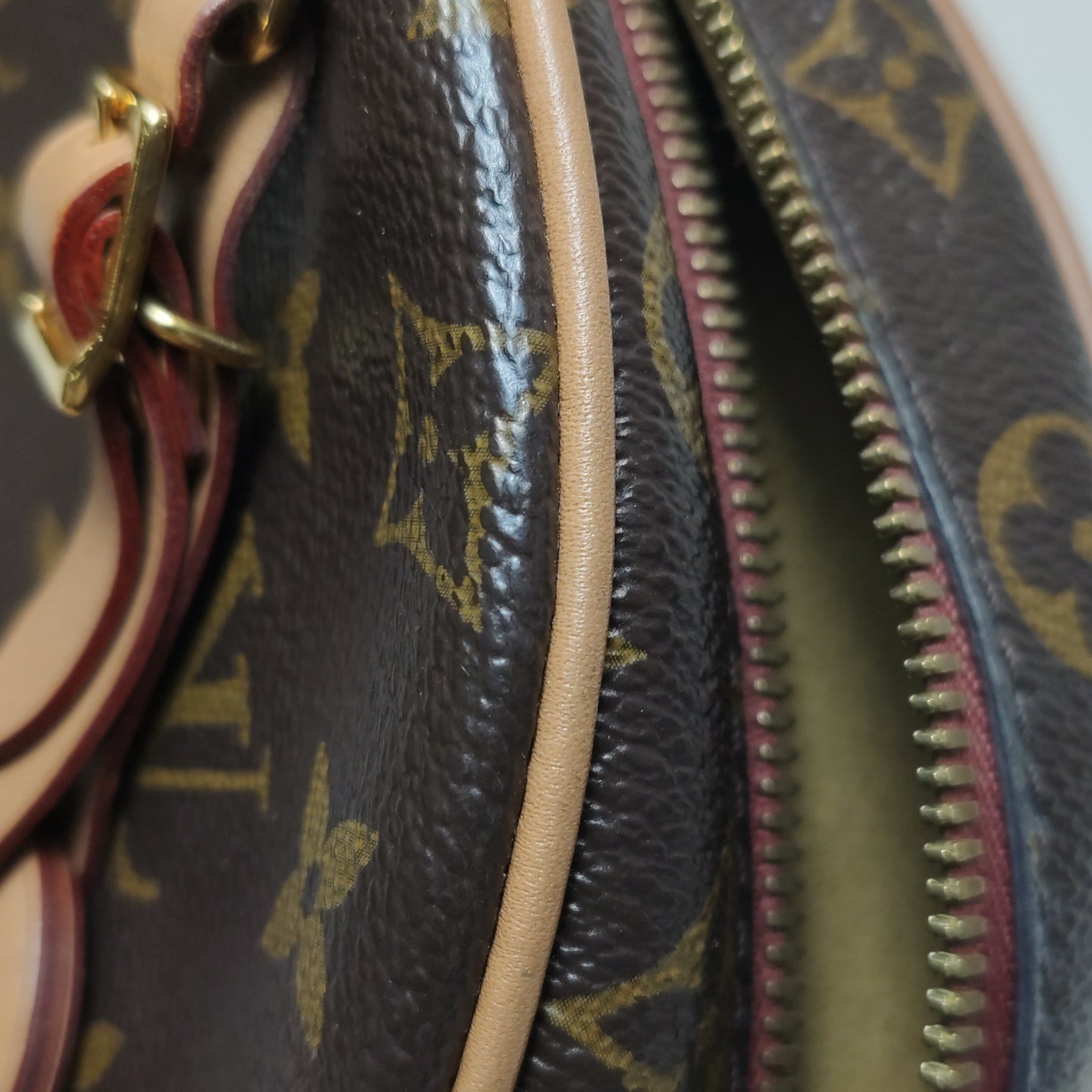 Louis Vuitton Boite Chapeau Souple Other Crossbody M45647