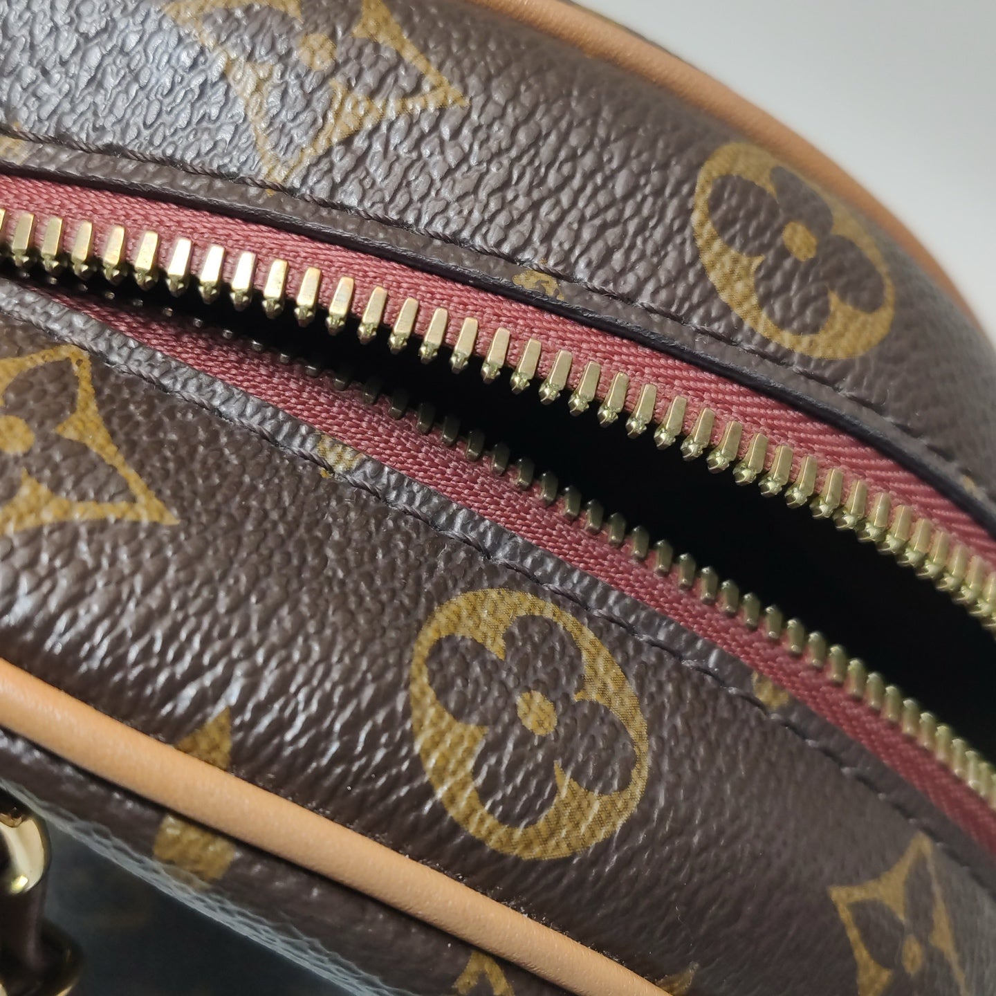 Louis Vuitton Boite Chapeau Souple Other Crossbody M45647