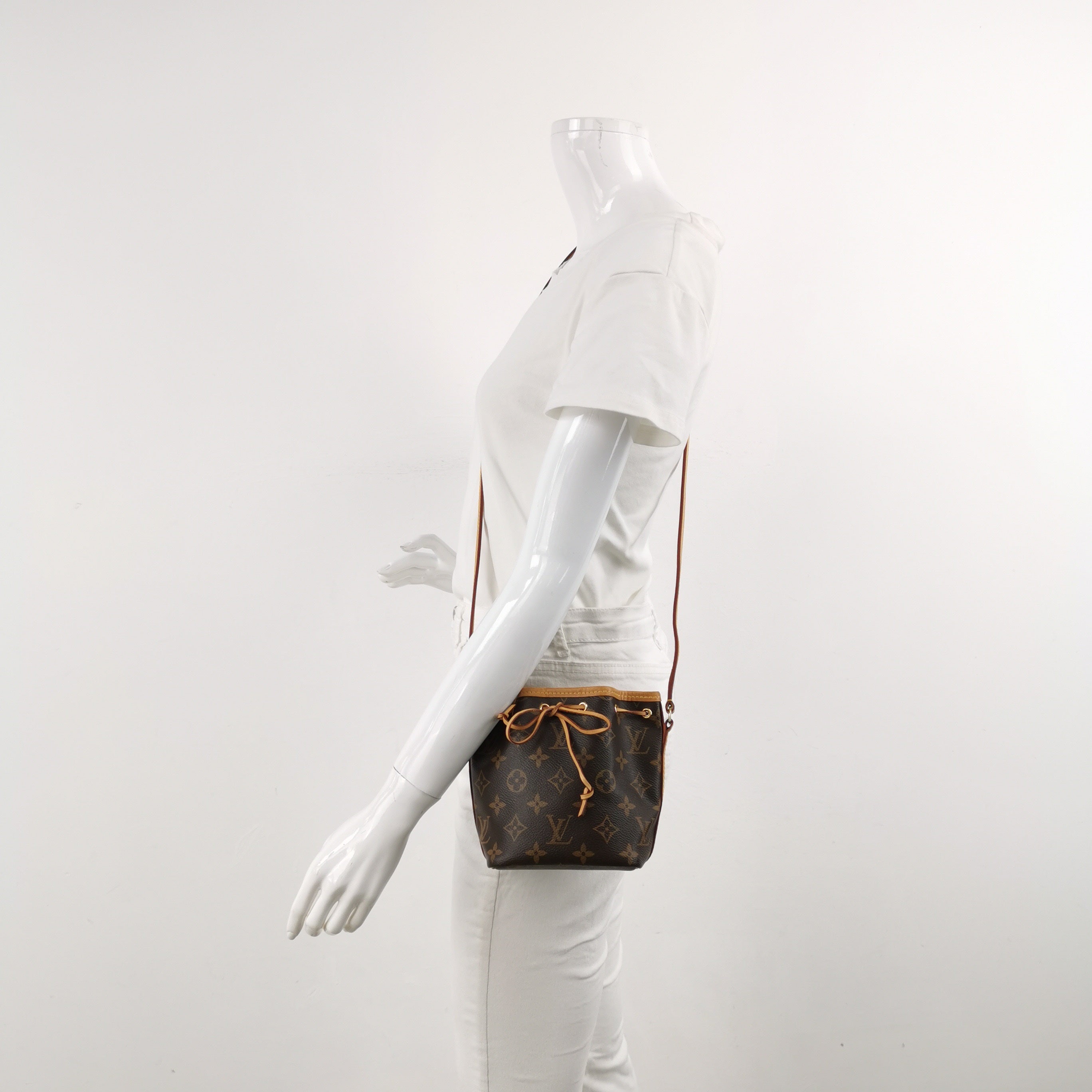 Louis Vuitton Crossbody M41346