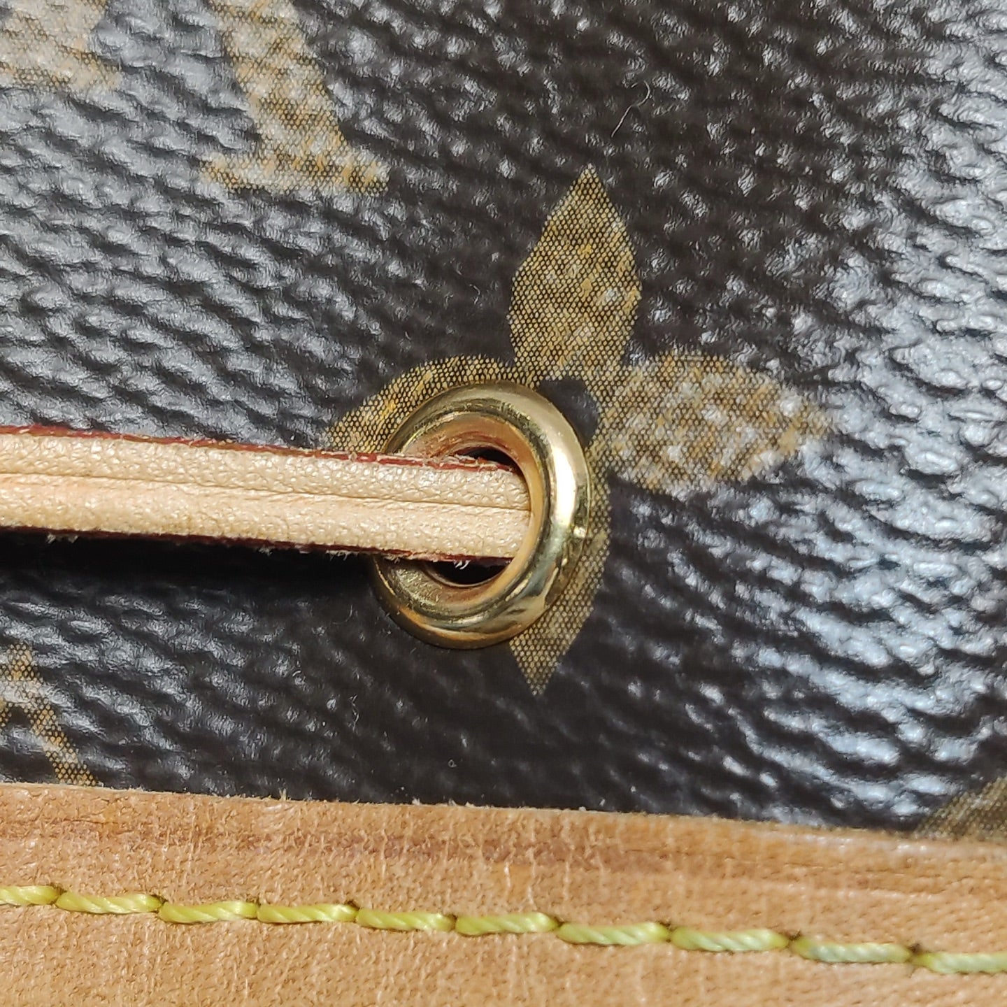 Louis Vuitton Crossbody M41346