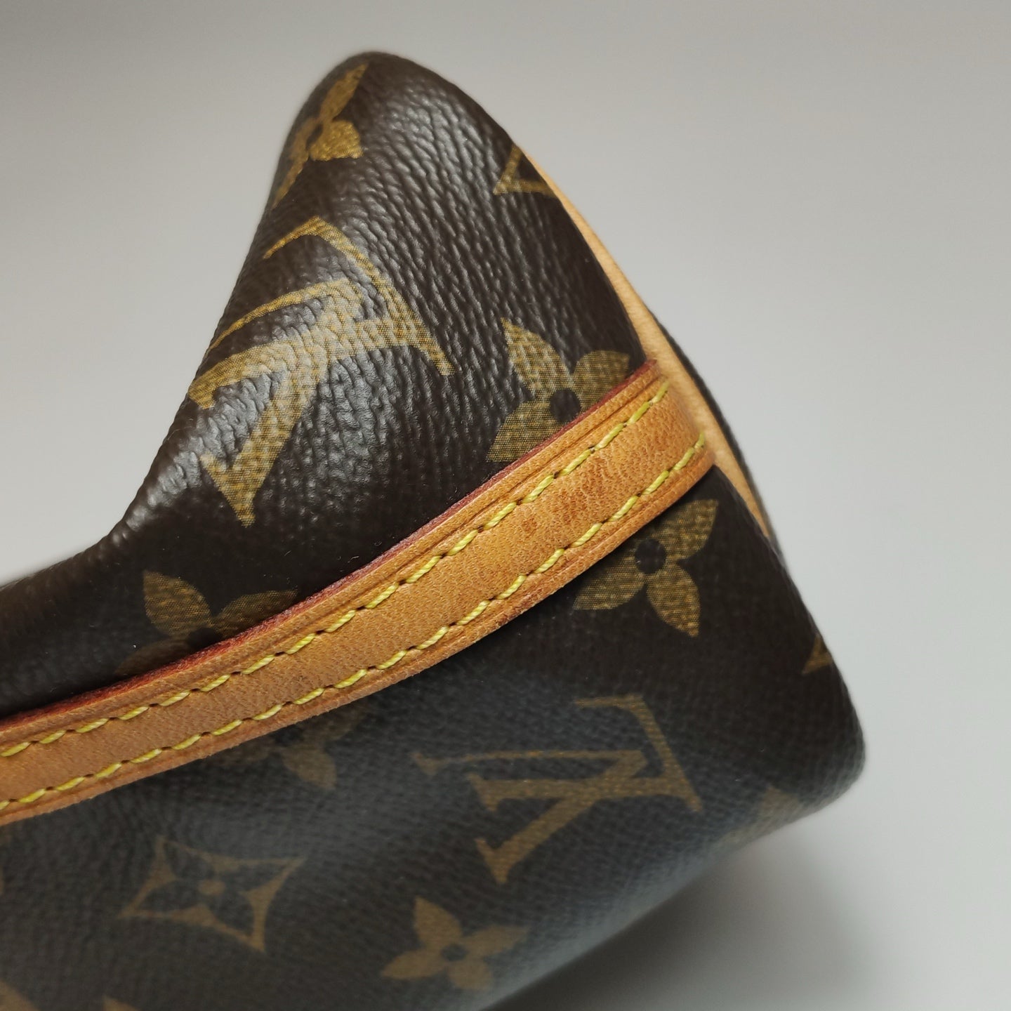 Louis Vuitton Crossbody M41346