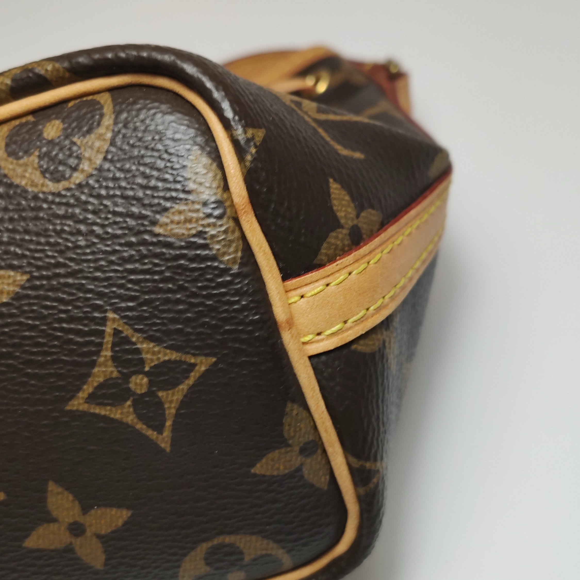 Louis Vuitton Crossbody M41346