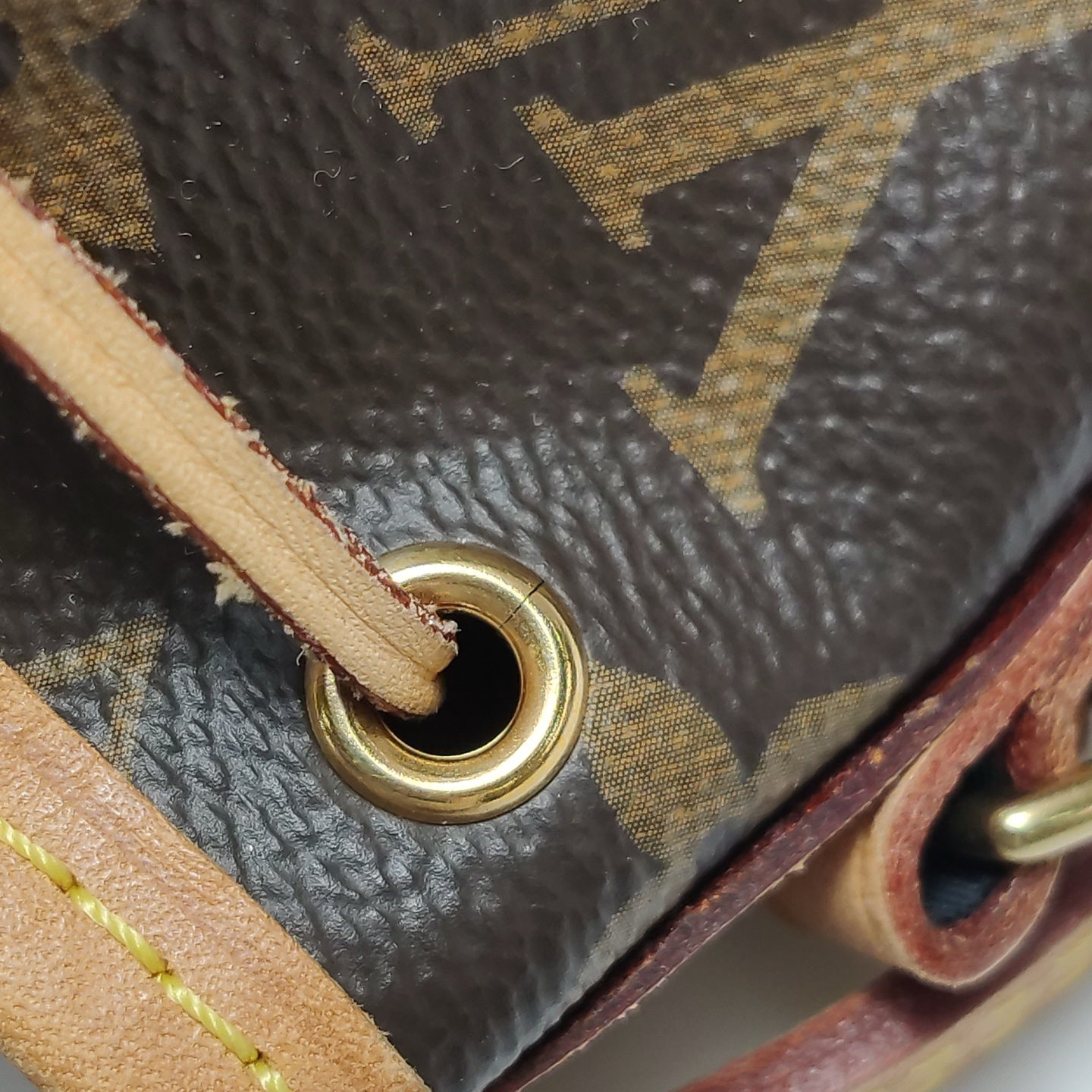 Louis Vuitton Crossbody M41346