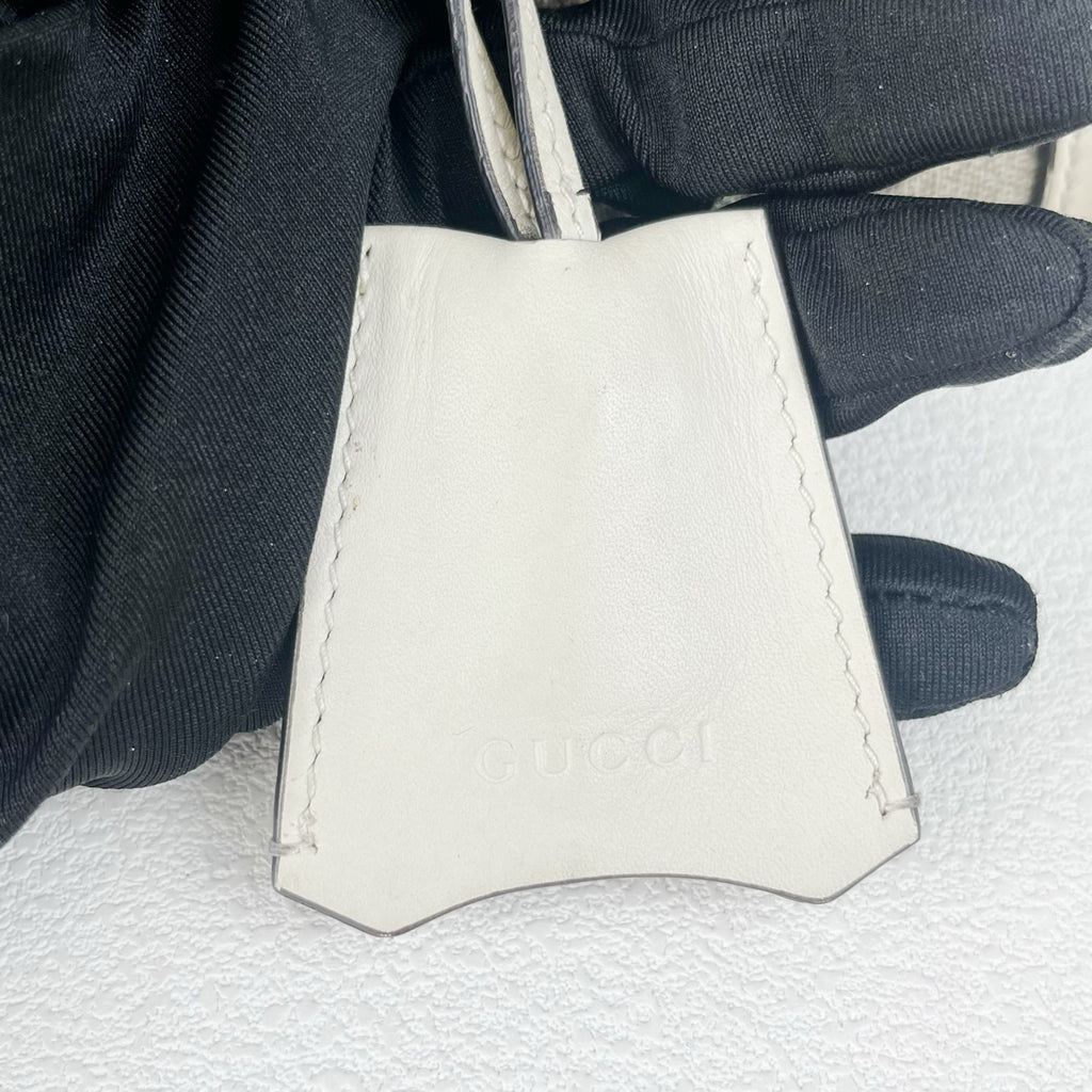 Gucci Padlock Series White 479197 KHNKG 9761