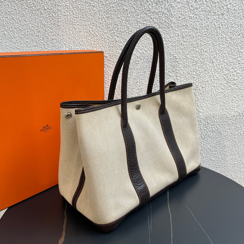 Hermes Canvas 915747