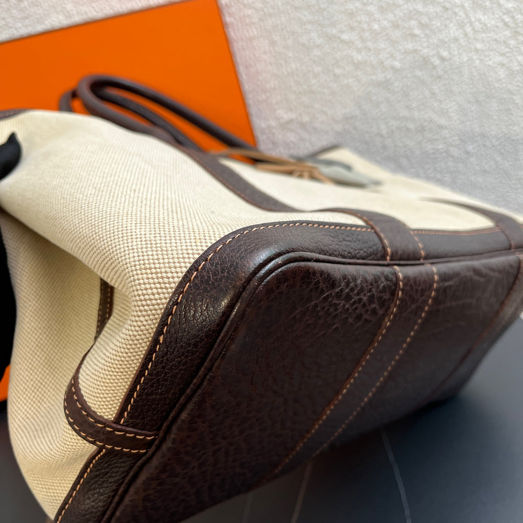 Hermes Canvas 915747