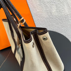 Hermes Canvas 915747