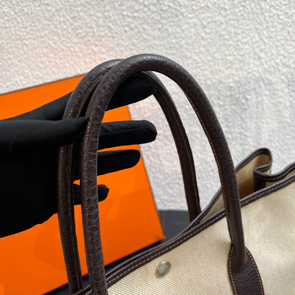 Hermes Canvas 915747