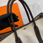 Hermes Canvas 915747