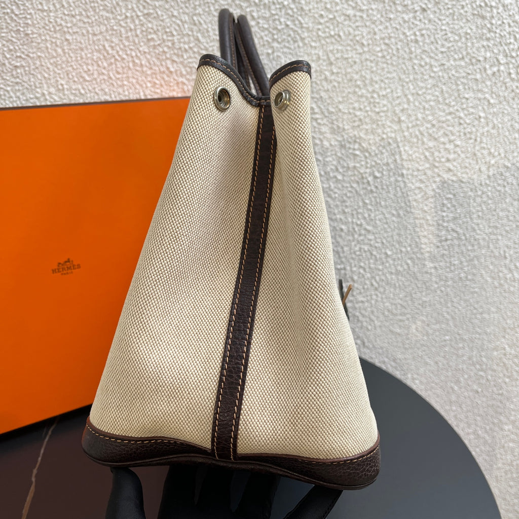 Hermes Canvas 915747