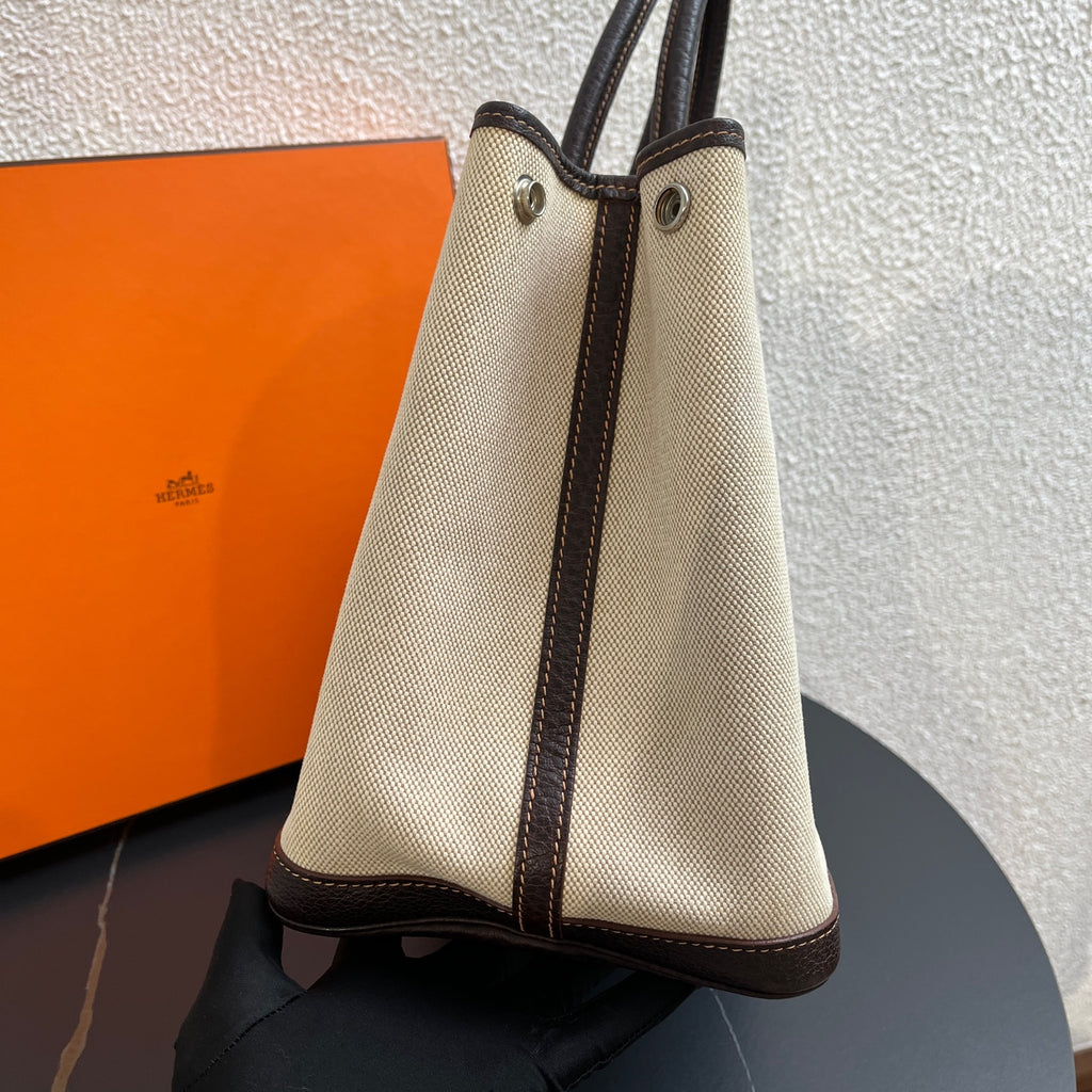Hermes Canvas 915747