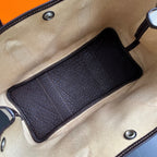 Hermes Canvas 915747