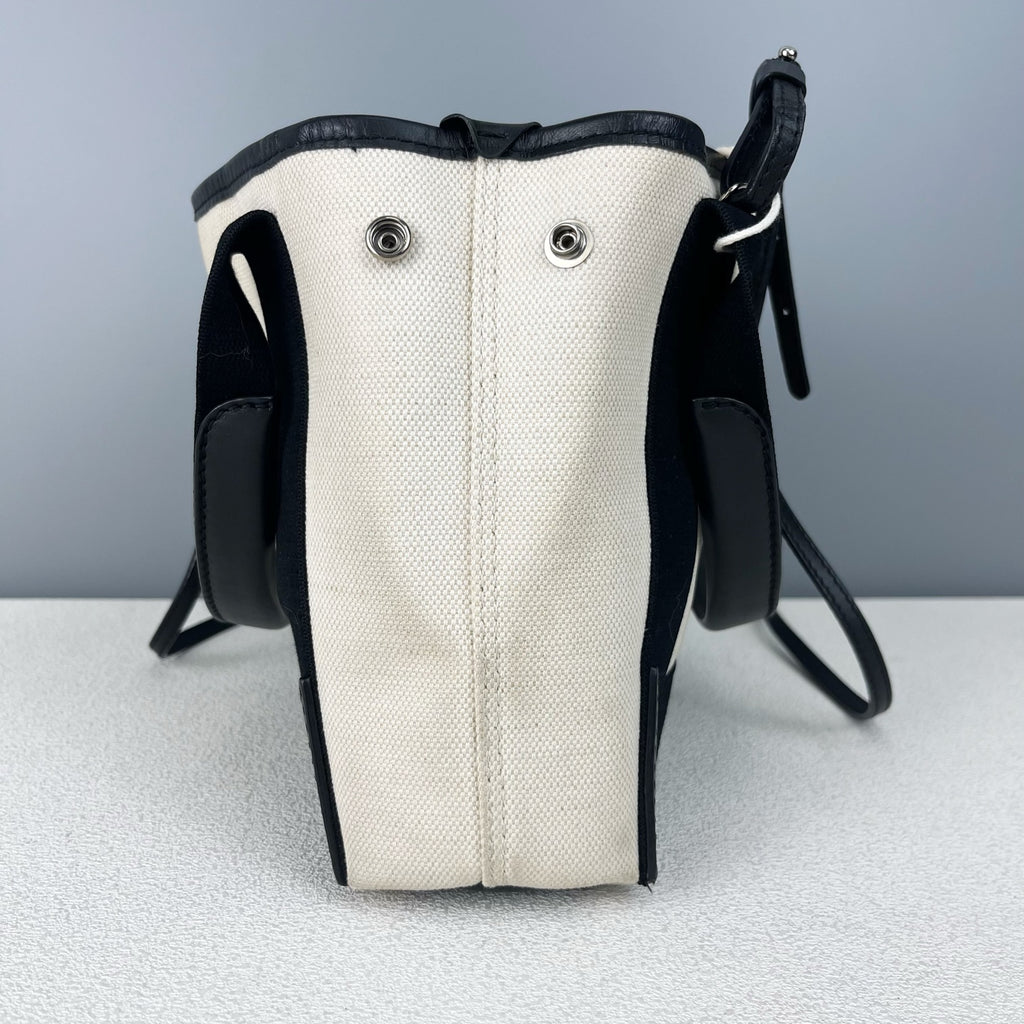 Balenciaga NAVY Canvas 3903462HH3N9260