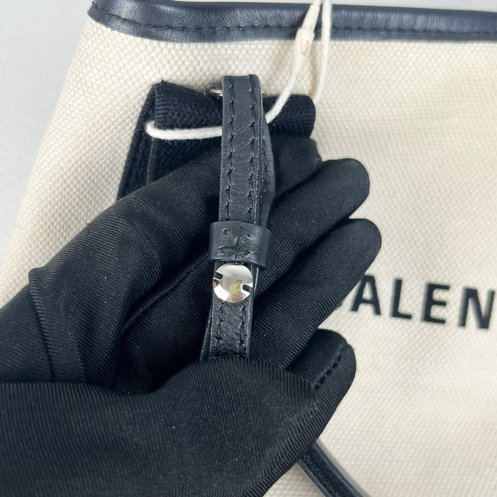 Balenciaga NAVY Canvas 3903462HH3N9260