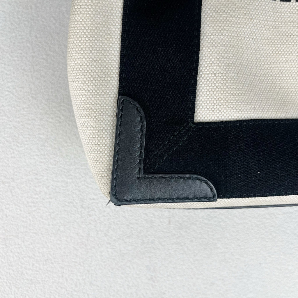 Balenciaga NAVY Canvas 3903462HH3N9260