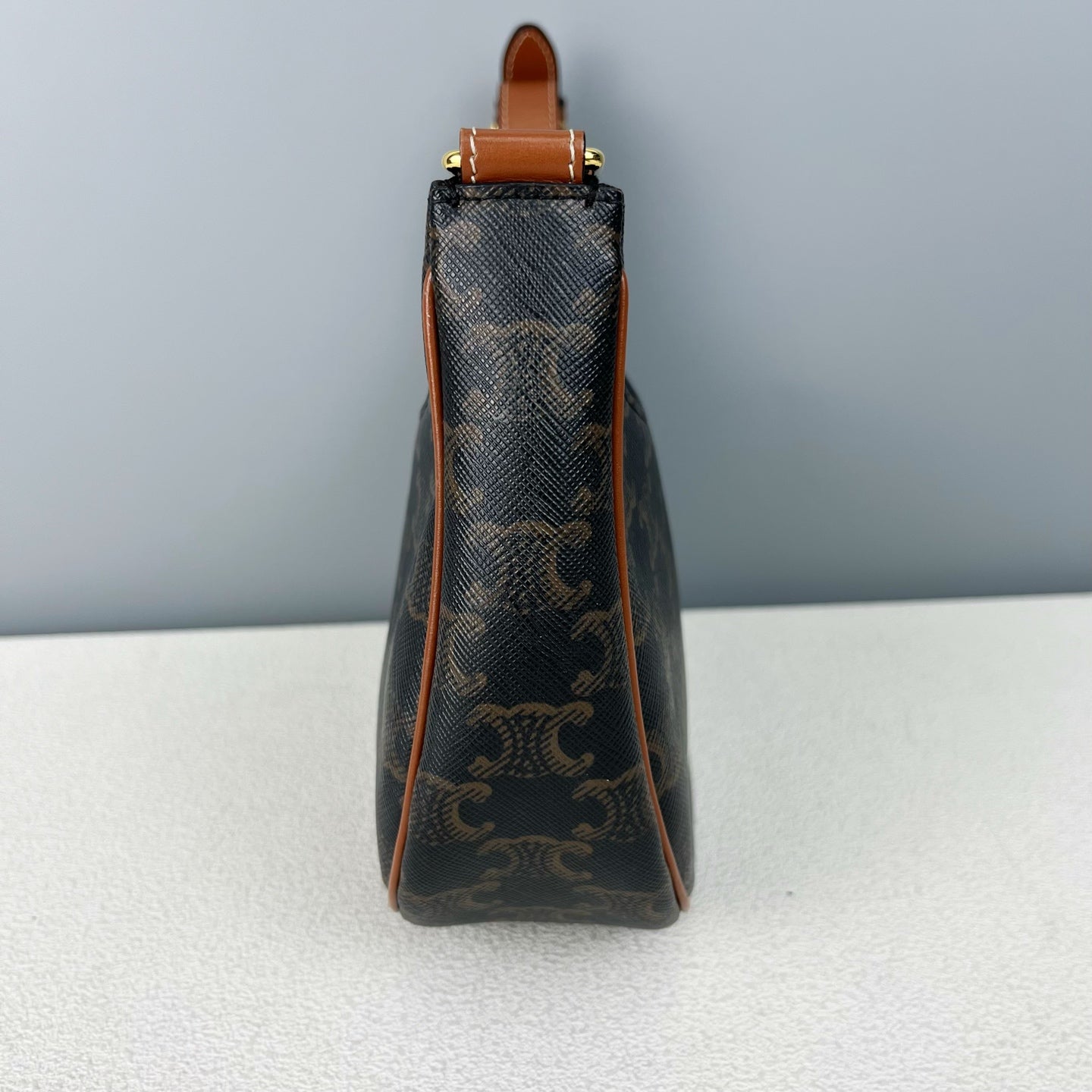 Celine 193952BZJ.27ED
