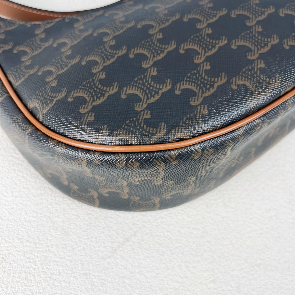 Celine 193952BZJ.27ED