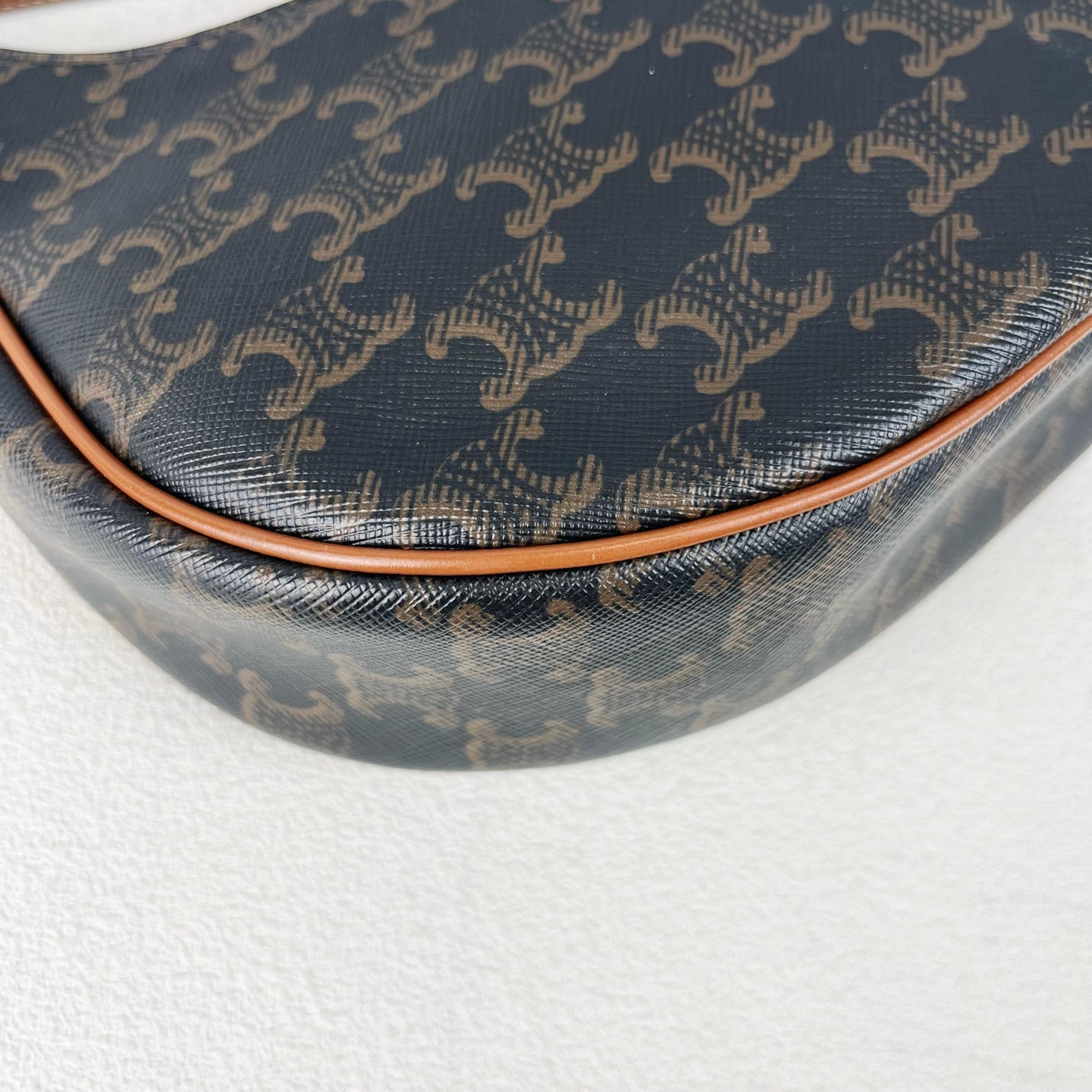 Celine 193952BZJ.27ED
