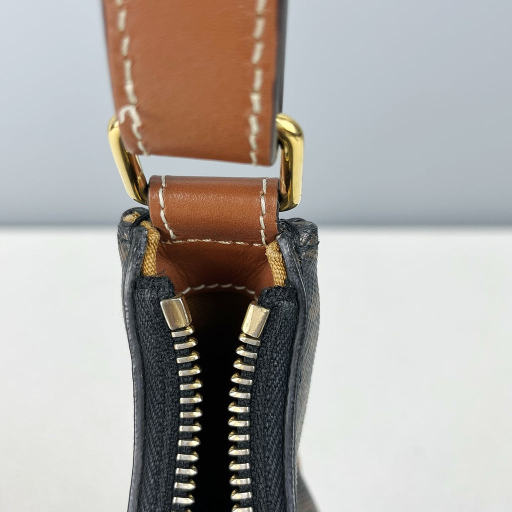 Celine 193952BZJ.27ED