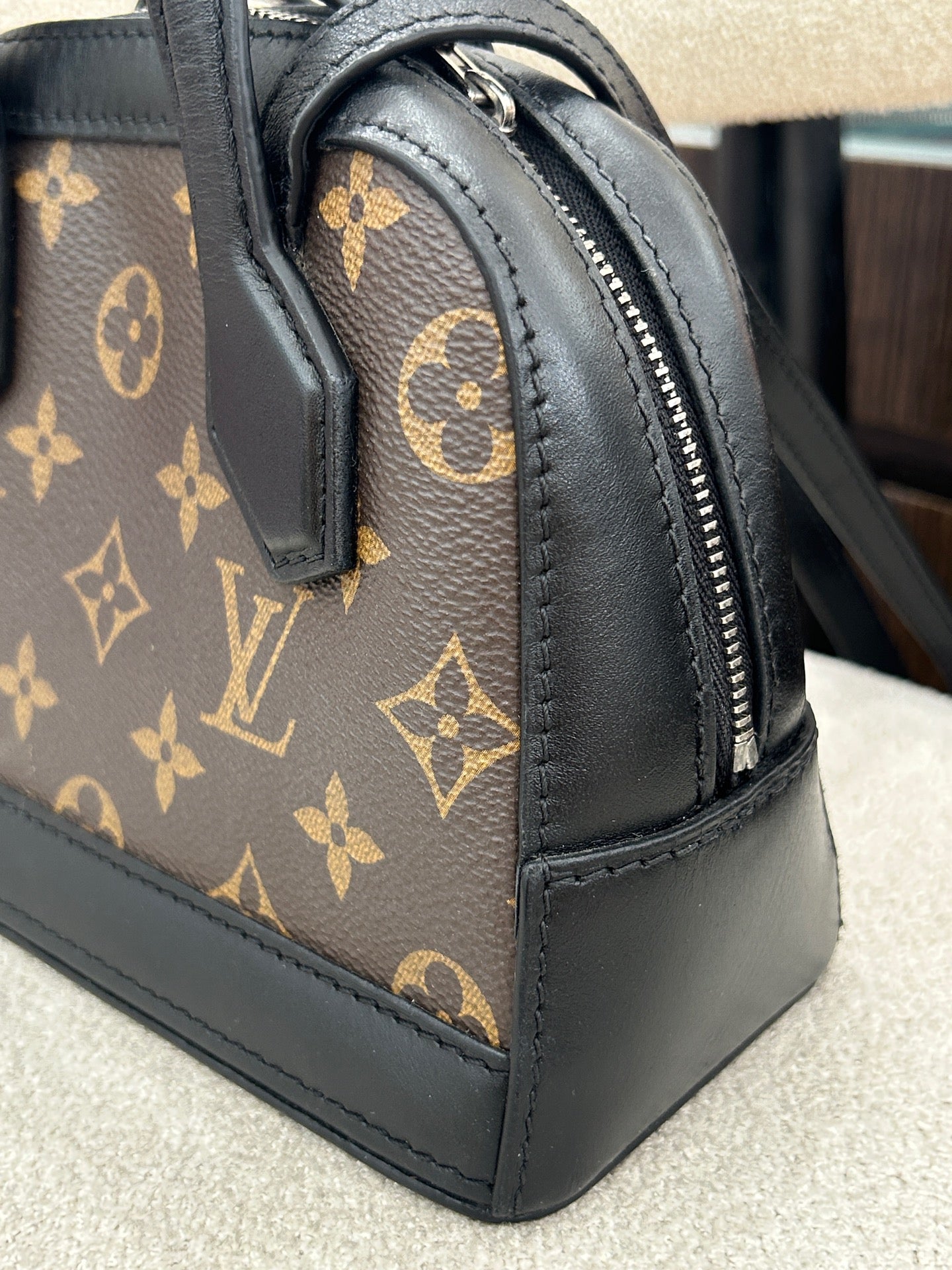 Louis Vuitton Crossbody