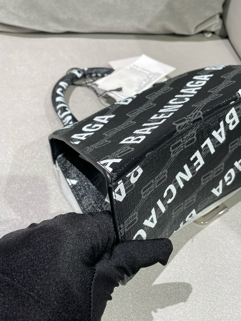 Balenciaga Black Crossbody 593546210H81060