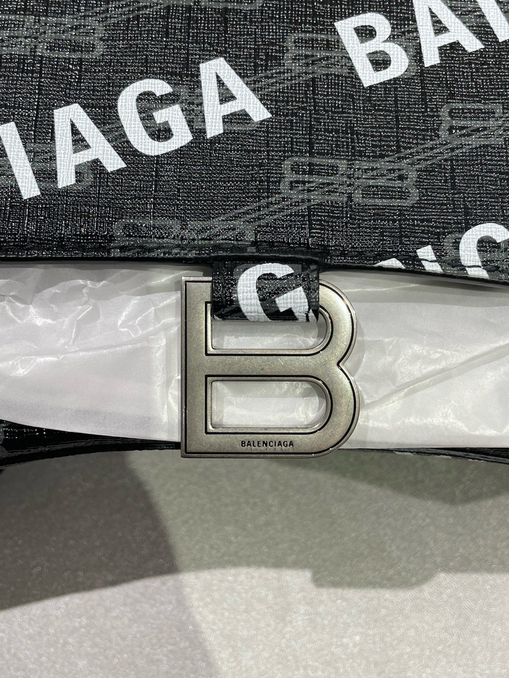 Balenciaga Black Crossbody 593546210H81060