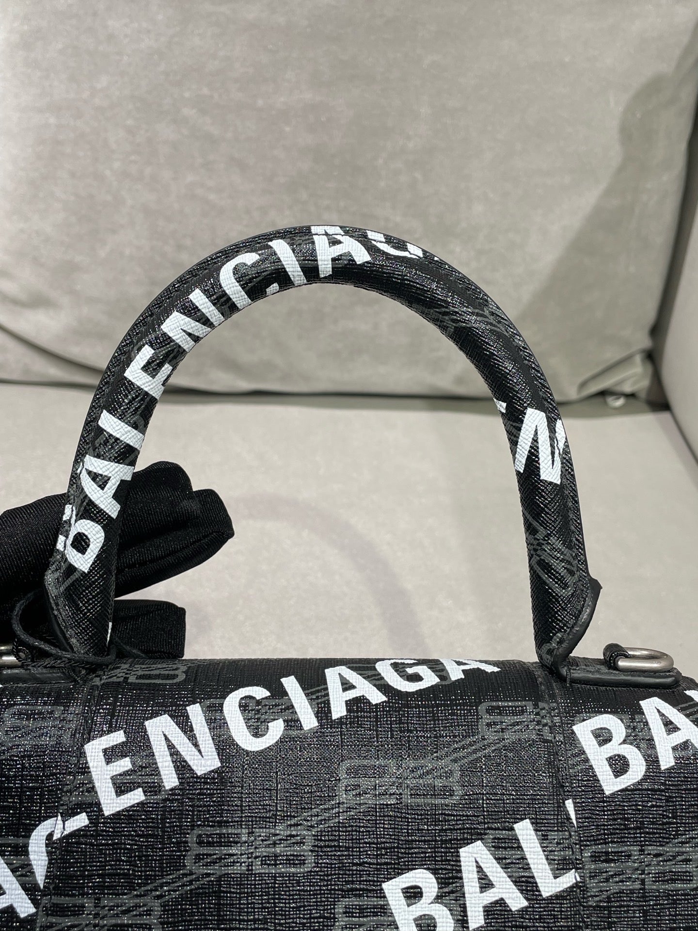 Balenciaga Black Crossbody 593546210H81060