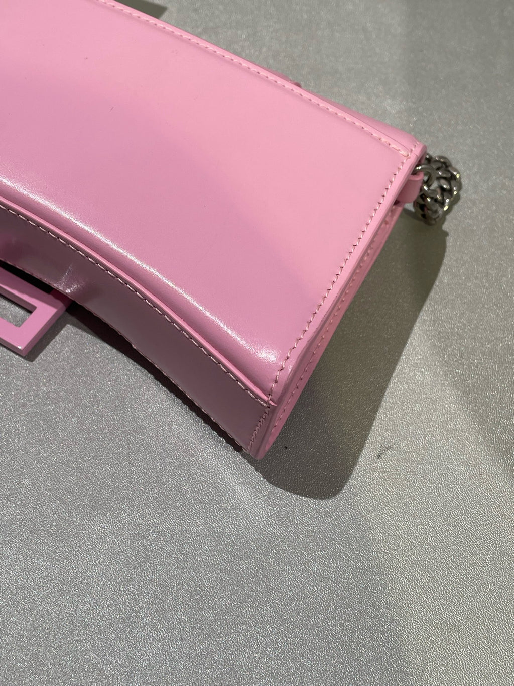Balenciaga HOURGLASS Pink 6560501LR6Y5906
