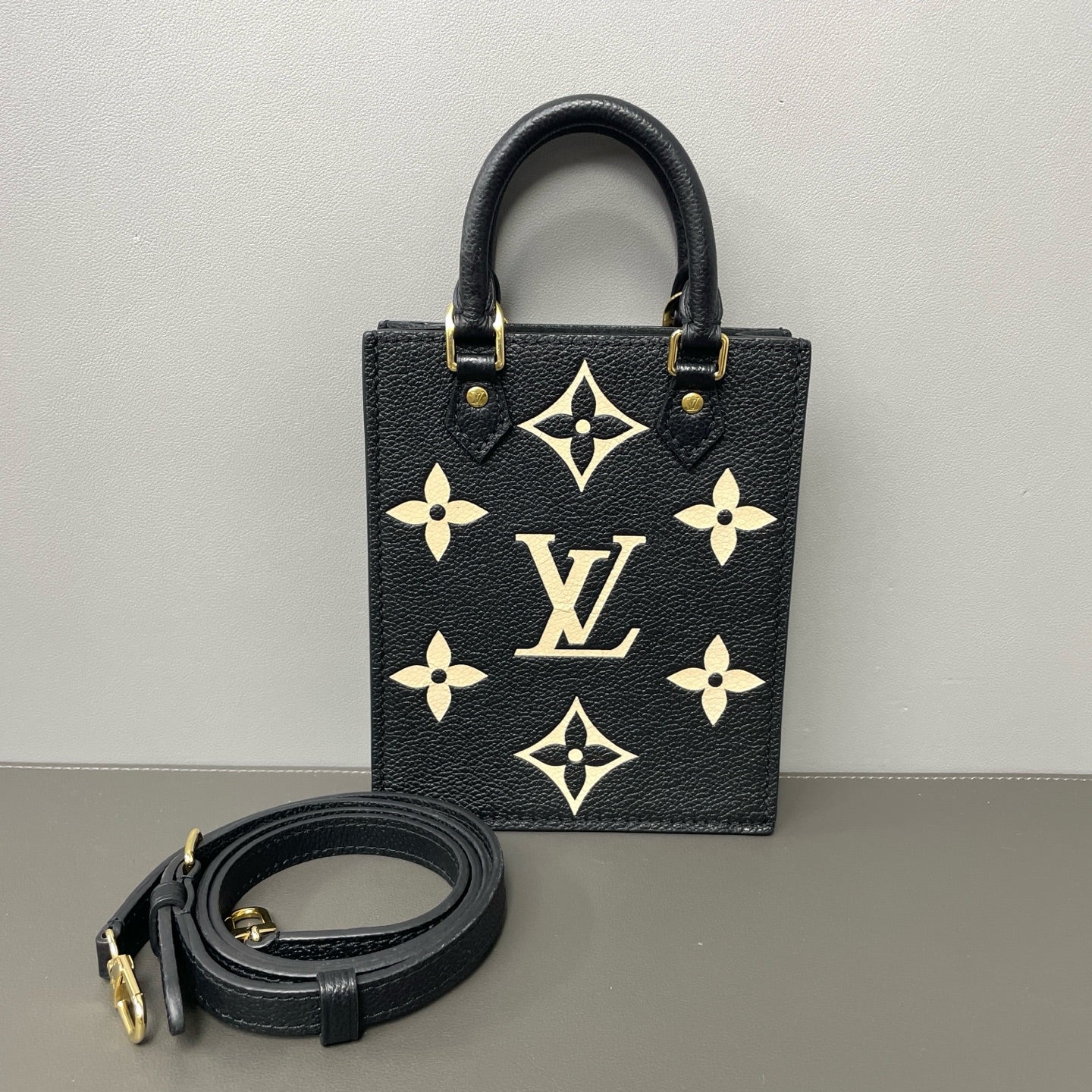 Louis Vuitton Black