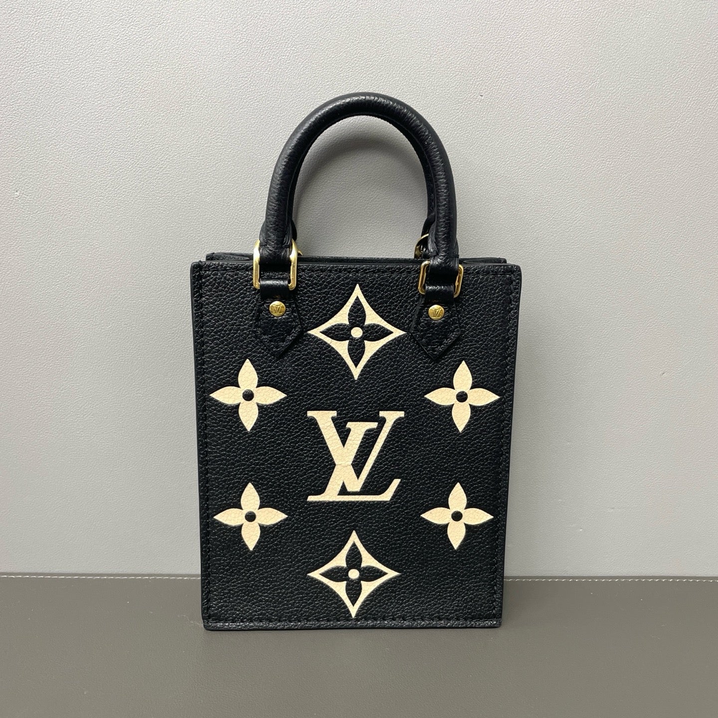 Louis Vuitton Black