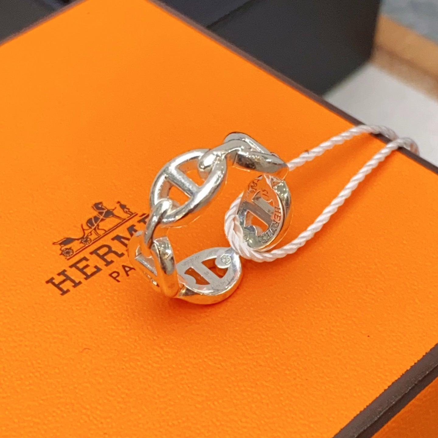 Hermes Ring