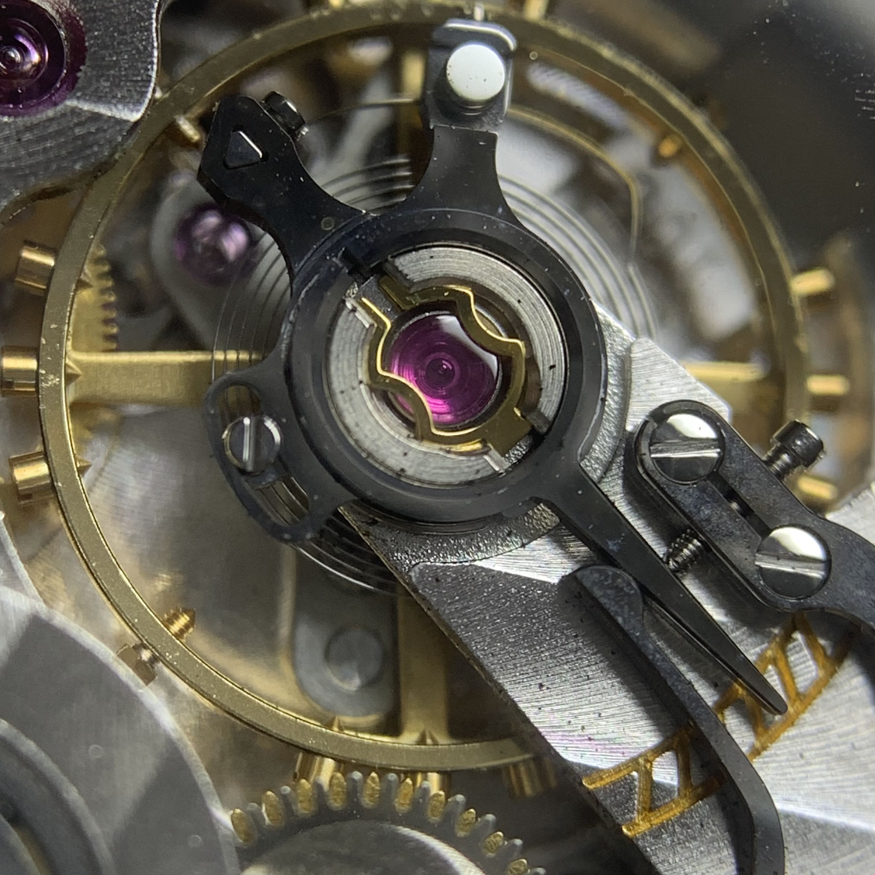 Glashutte Original Member of Parliament 44 millimeters 1-00-14-05-02-04