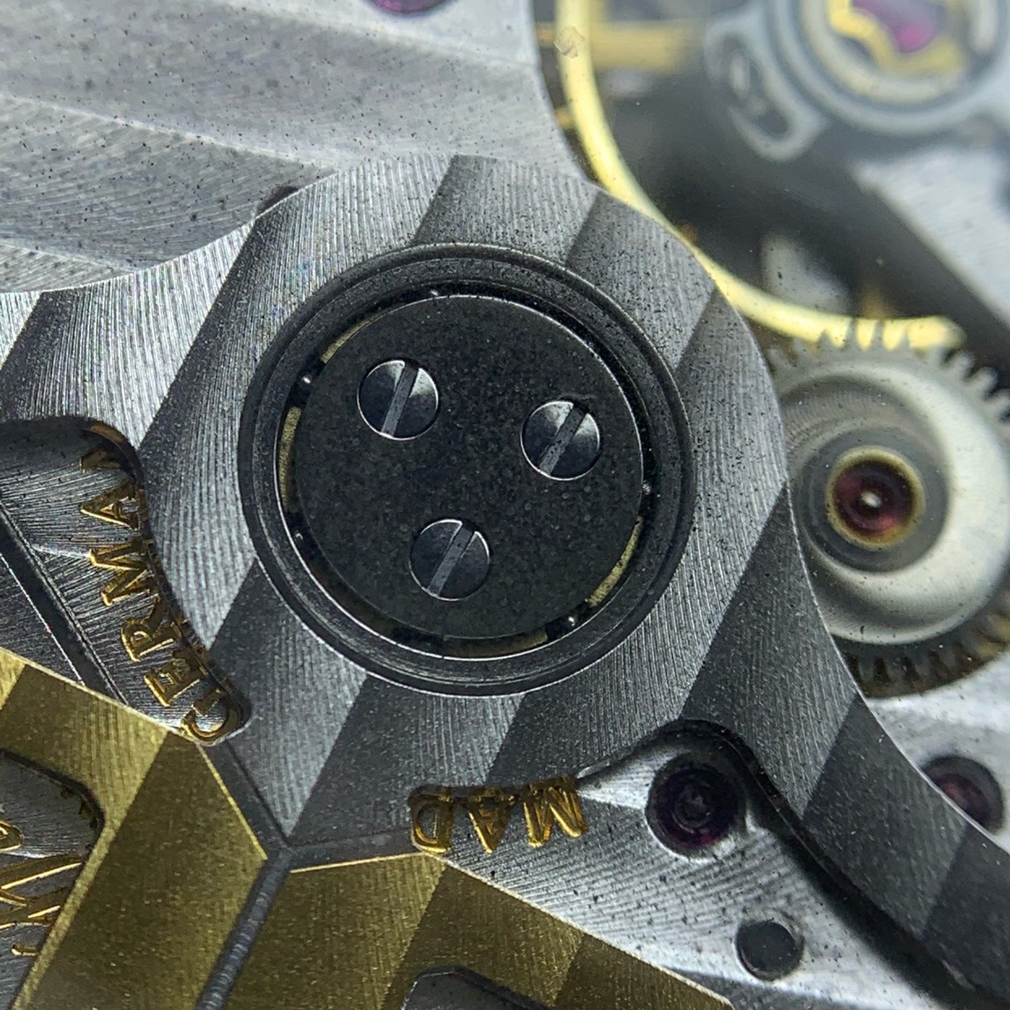 Glashutte Original Member of Parliament 44 millimeters 1-00-14-05-02-04