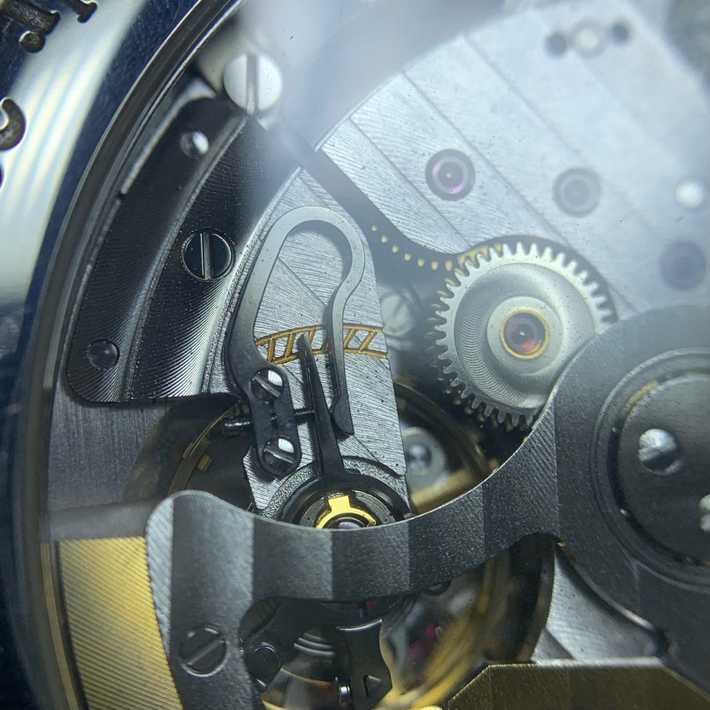 Glashutte Original Member of Parliament 44 millimeters 1-00-14-05-02-04