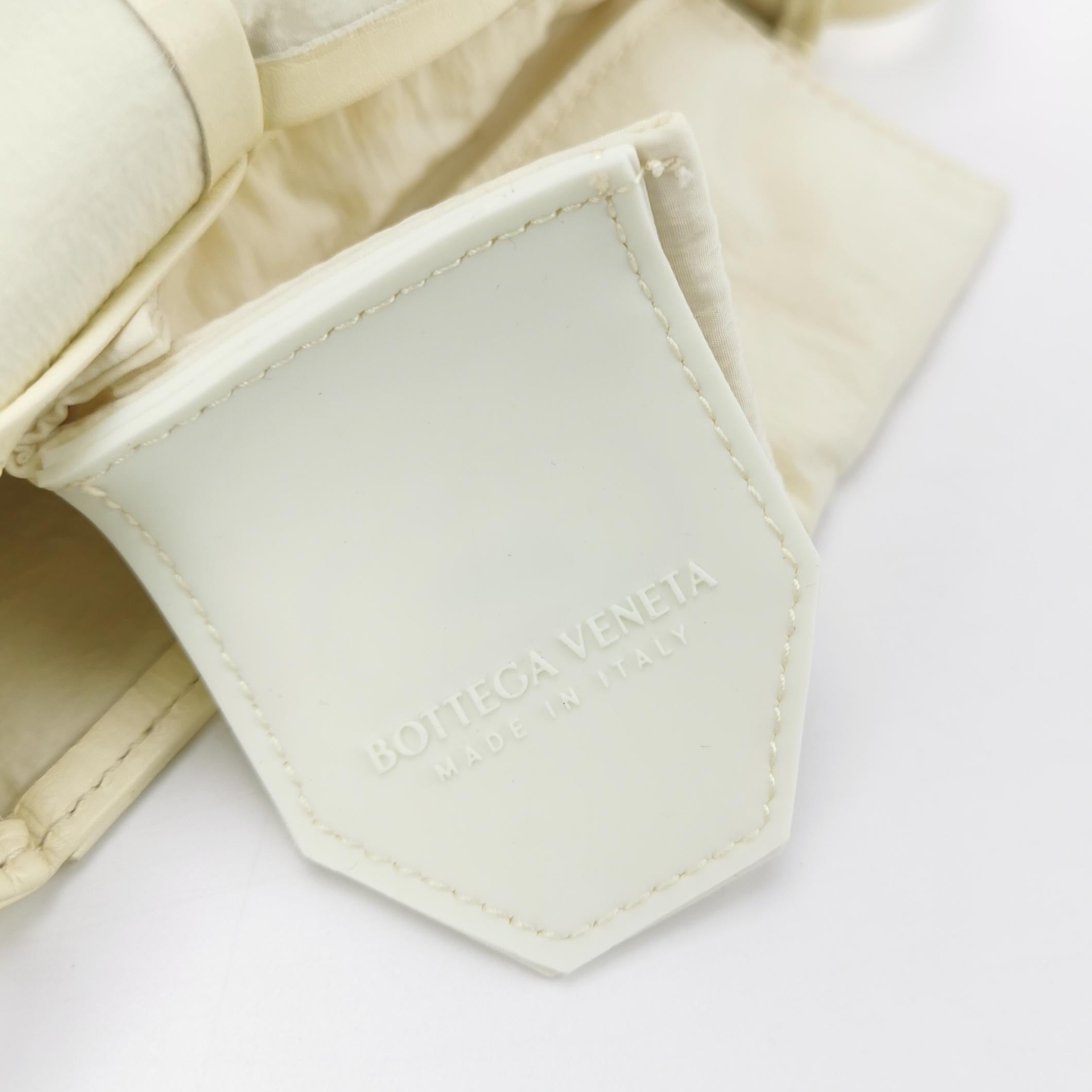 Bottega Veneta Other Crossbody 667048VCQ727407