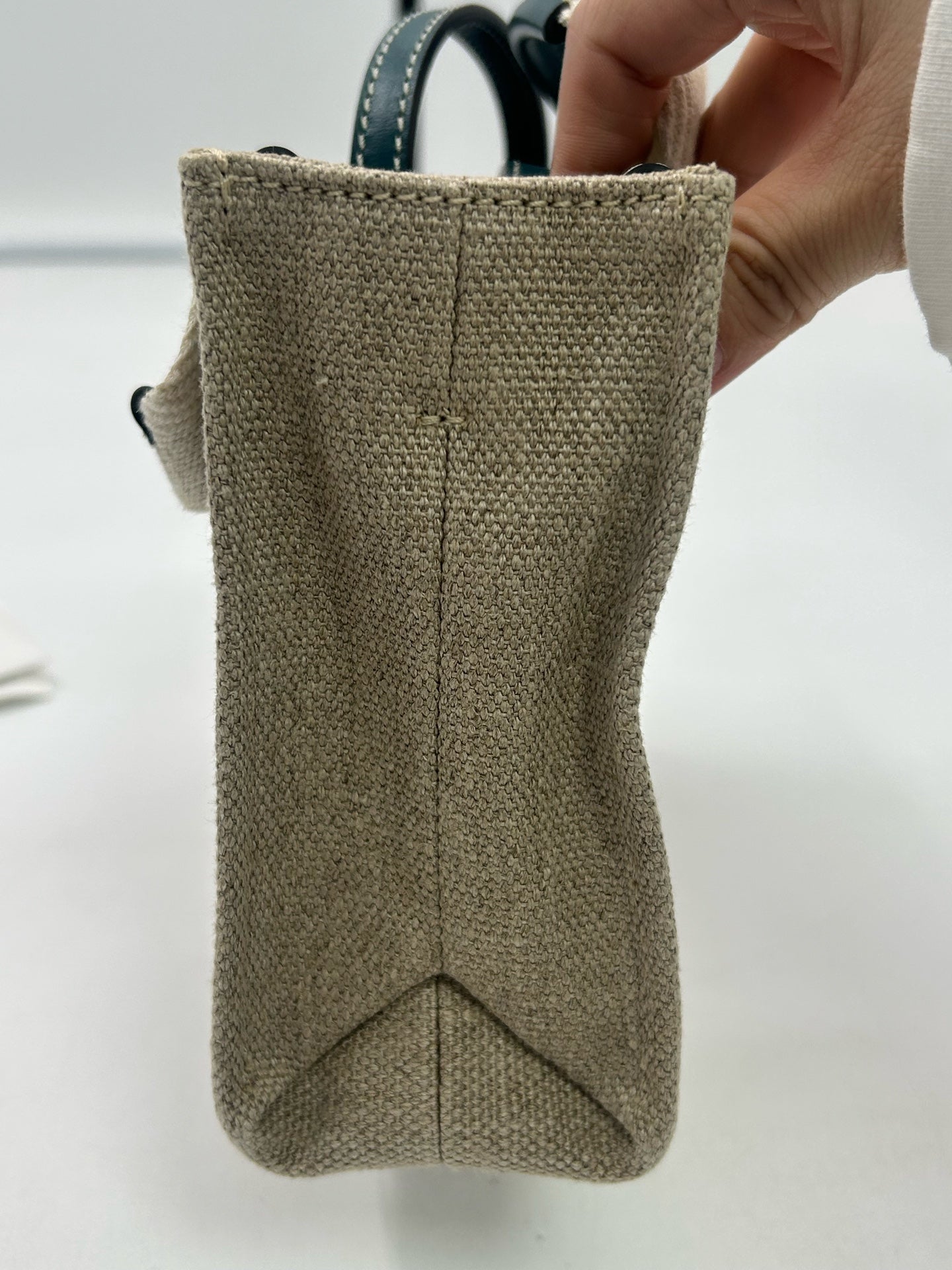 Chloe Canvas Shoulder Bag