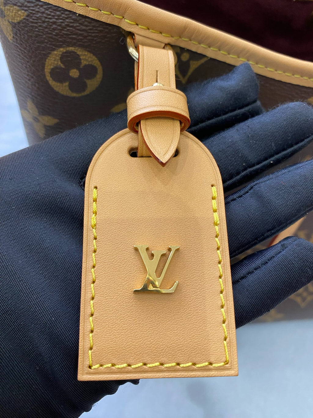 Louis Vuitton Crossbody