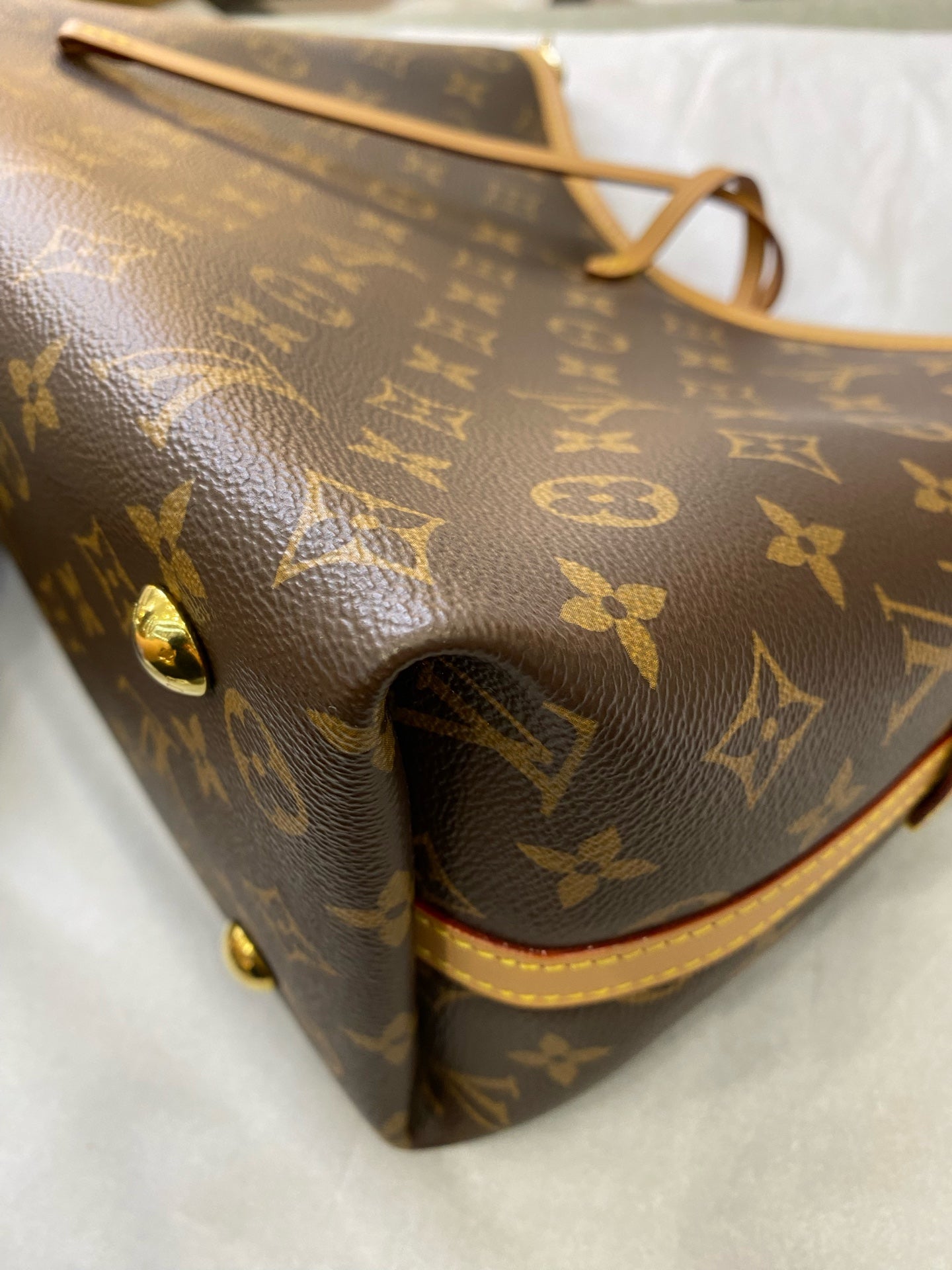 Louis Vuitton Crossbody