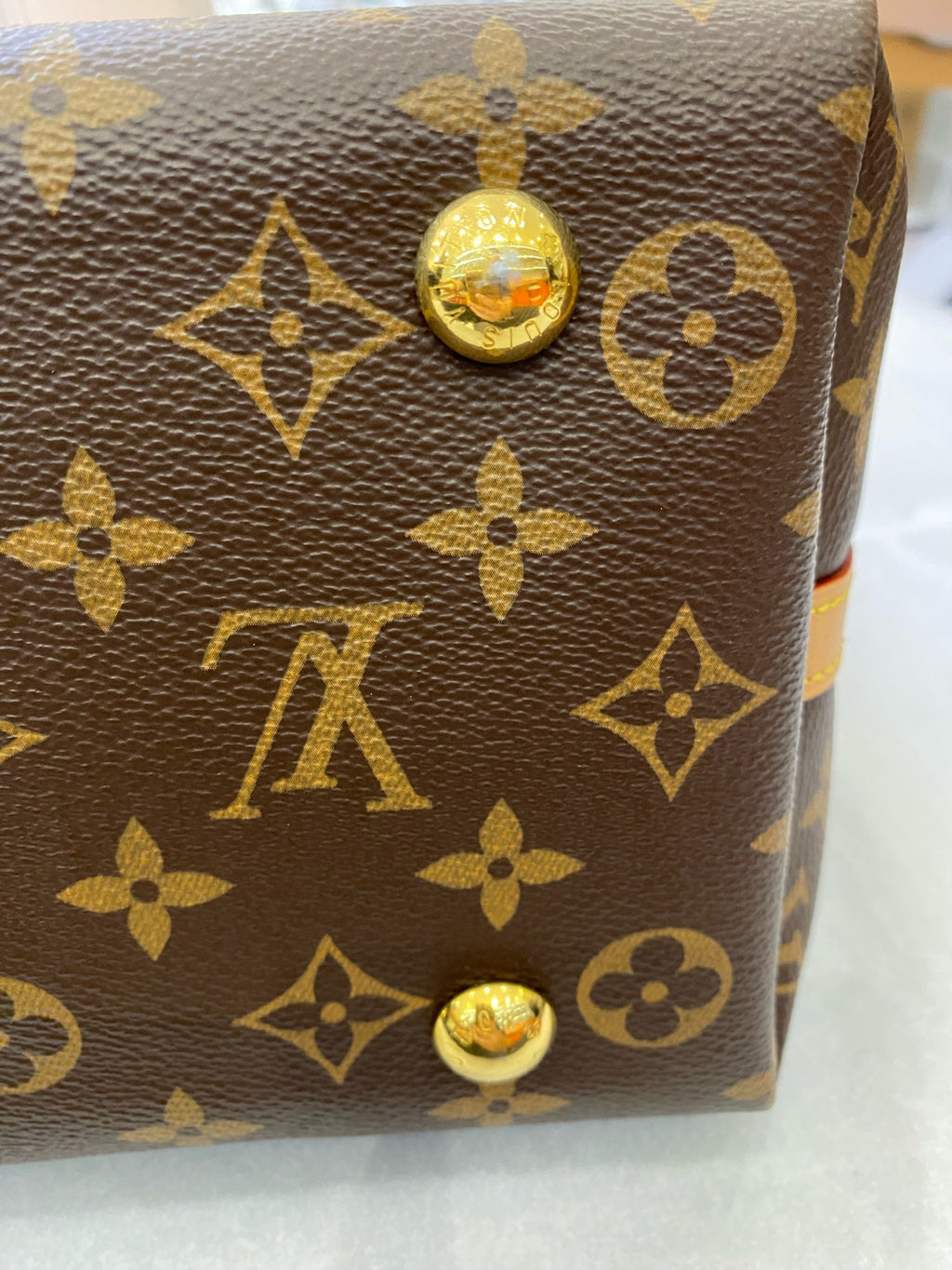 Louis Vuitton Crossbody