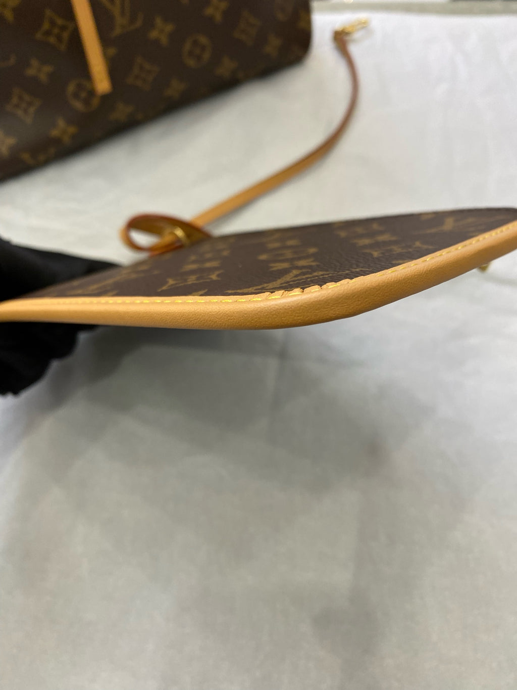 Louis Vuitton Crossbody